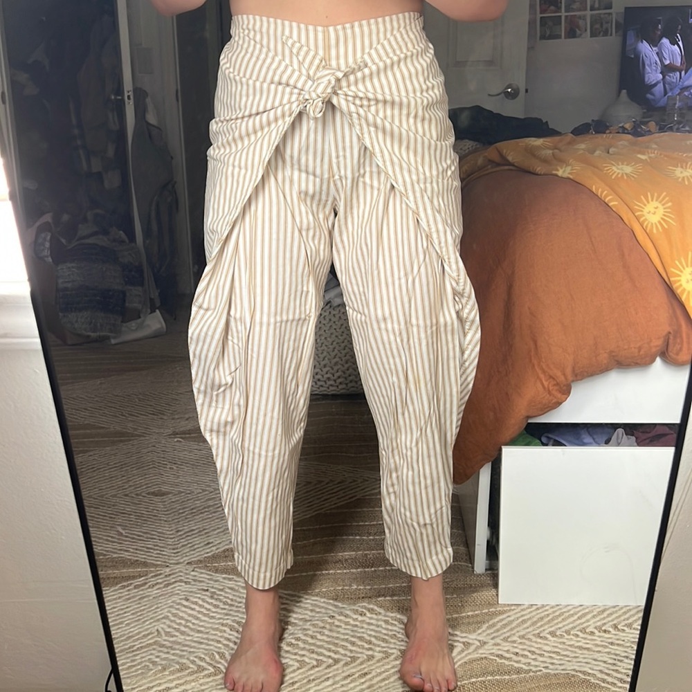 parachute pants- perfect for spring and summer!